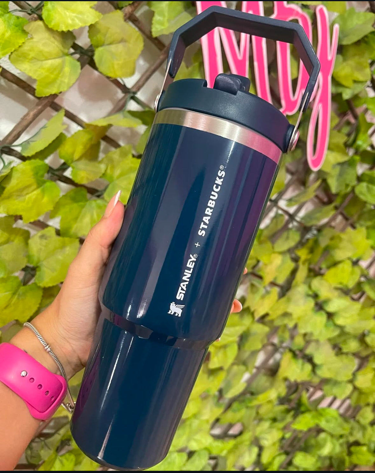 Stanley The Iceflow Flip Straw Tumbler | 30 OZ