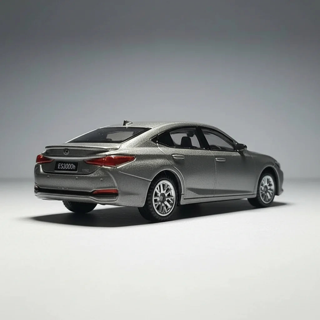 CCA L01-01 Lexus ES300h Luxury 1:64 Diecast Car