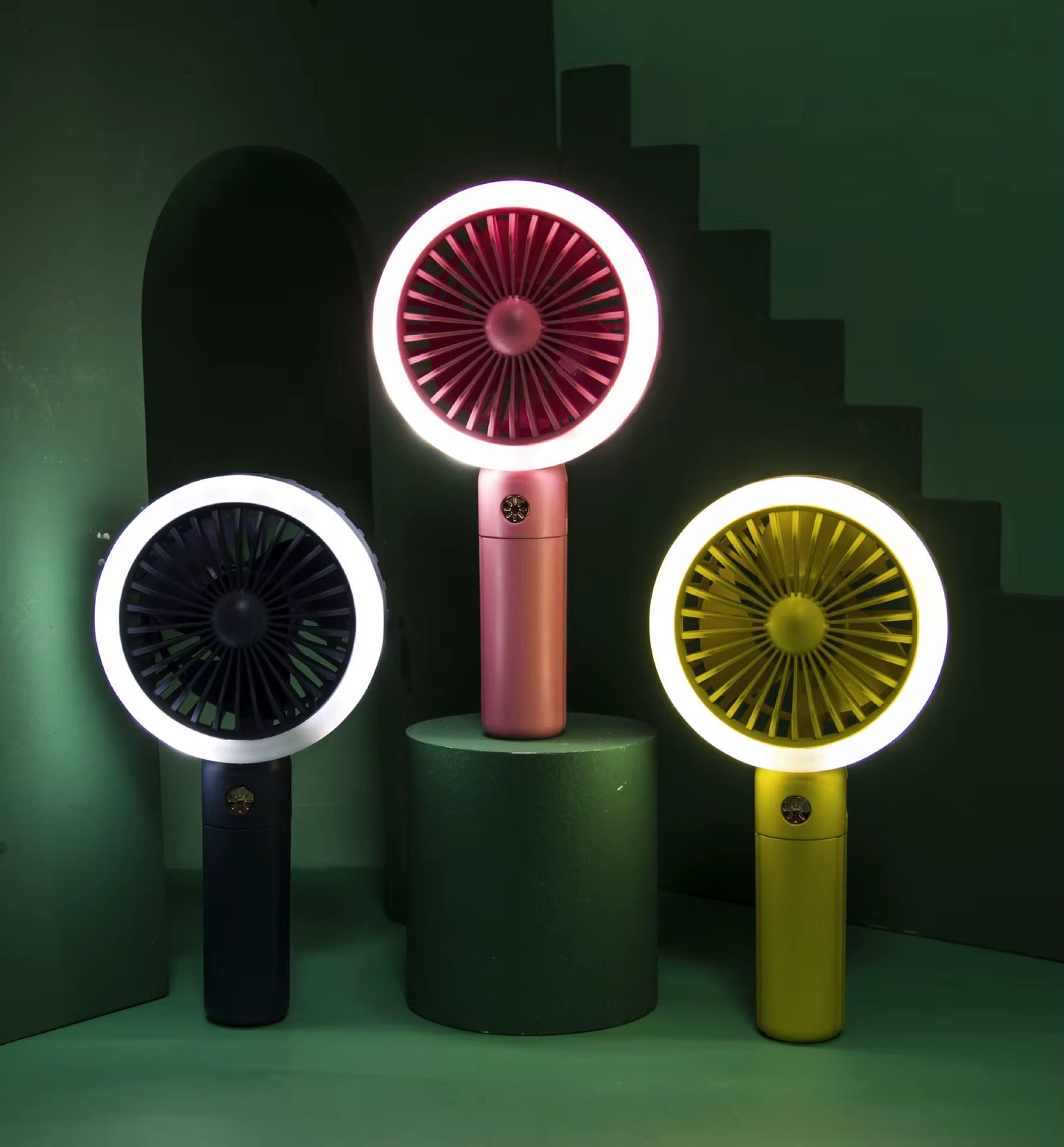 Elegant portable 3 speed fan with nightlight