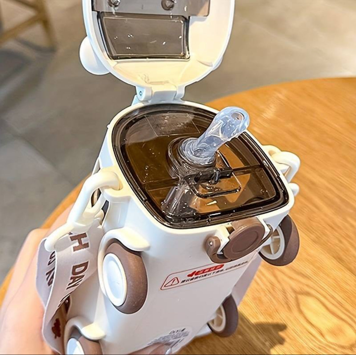 Cool bus sipper bottle toy for your kiddos - Kidspark