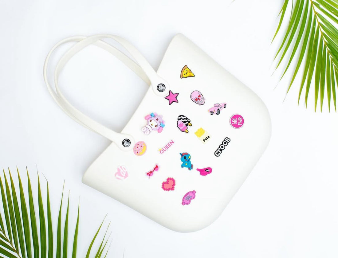 Crocs - big beach bag with jibbitz