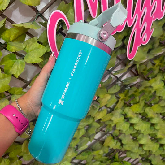 Stanley The Iceflow Flip Straw Tumbler | 30 OZ