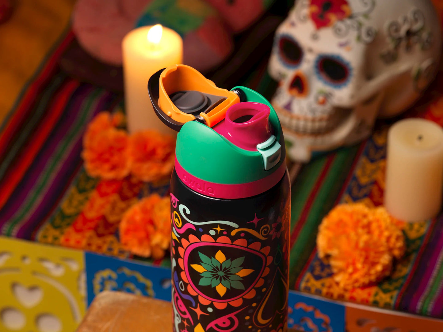 Owala sugar skull | 32 oz | free sip | 2 in 1 lid | glow in the dark