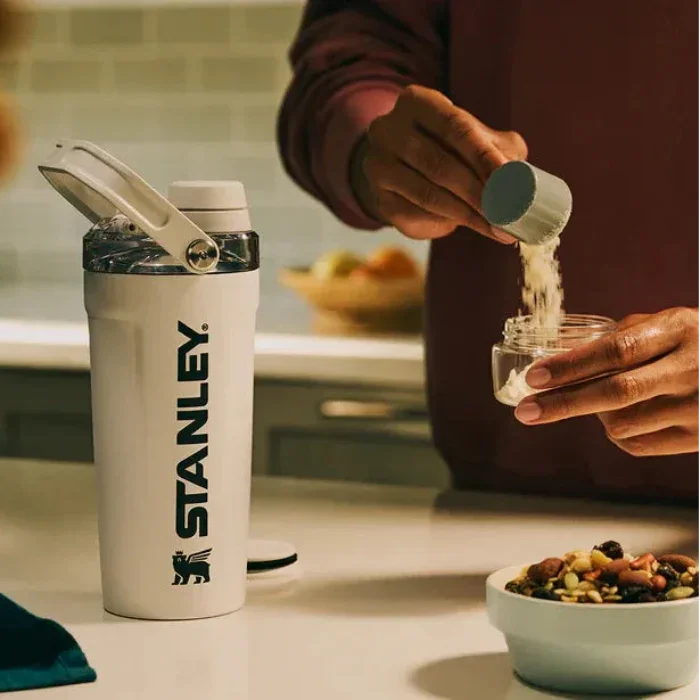 The vitalize shaker bottle | 20 oz