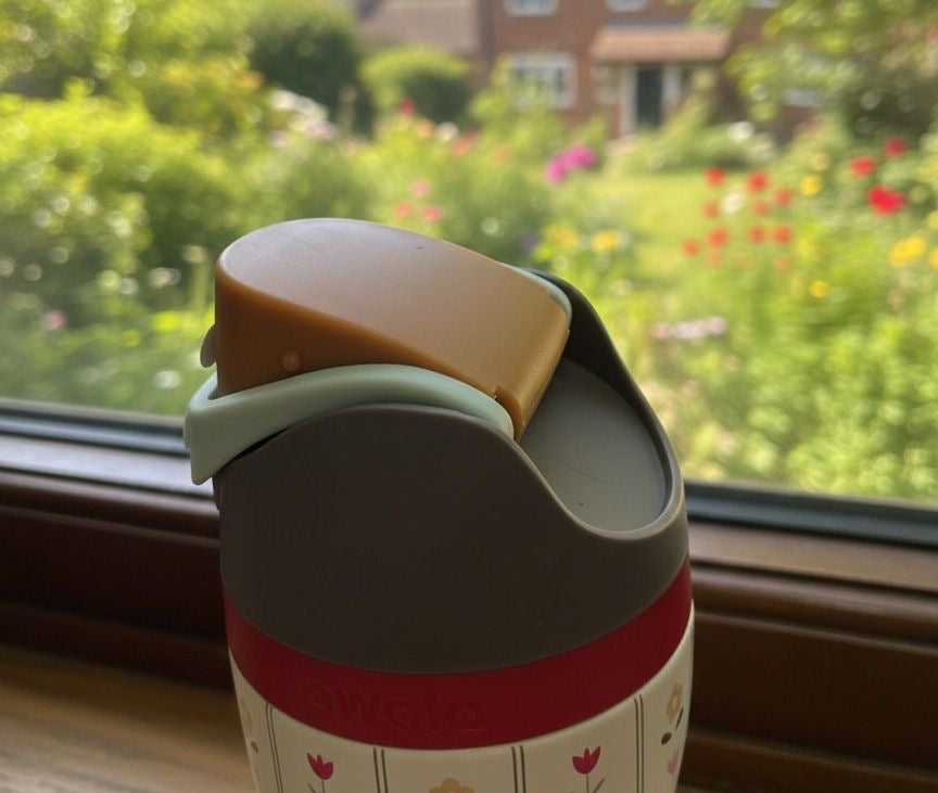 Owala | striped white | FreeSip - 710ml | 24 oz