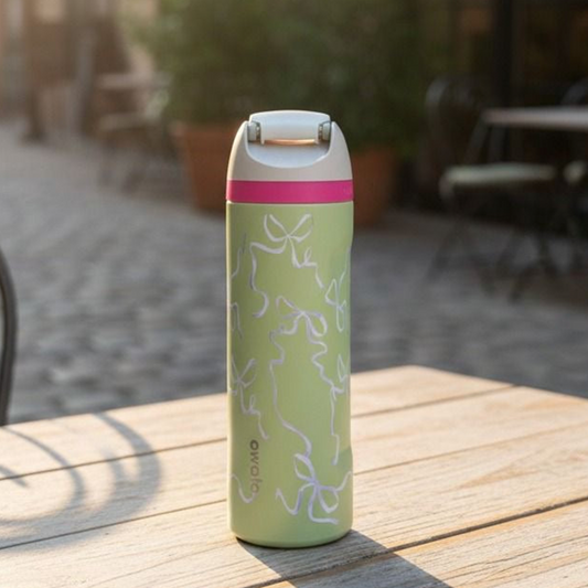 Owala | green bow | FreeSip - 710ml | 24 oz