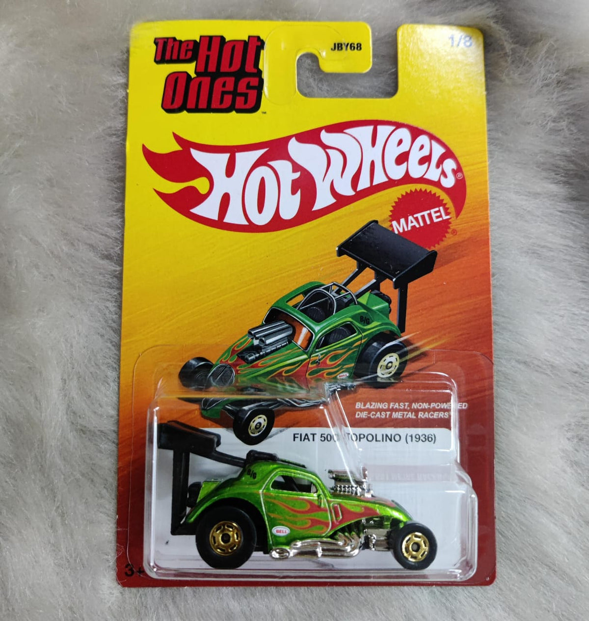HOT WHEELS THE HOT ONES - SCALE 1:64 2025 BLAZING FAST DIE-CAST METAL RACERS ( random )