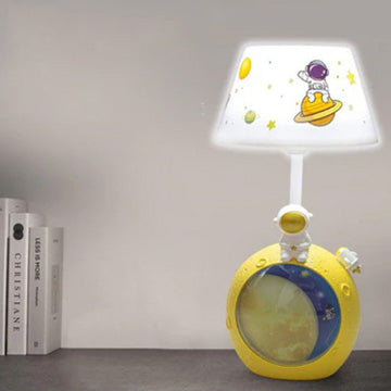 Space table lamp for your kiddos (2 modes)