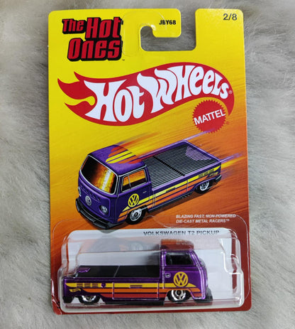 HOT WHEELS THE HOT ONES - SCALE 1:64 2025 BLAZING FAST DIE-CAST METAL RACERS ( random )