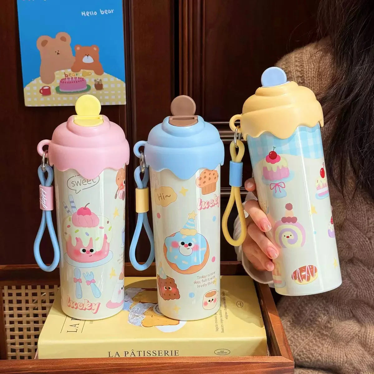 Ice cream desert stainless steel  water bottle | 600 ml | 2 in 1 spout