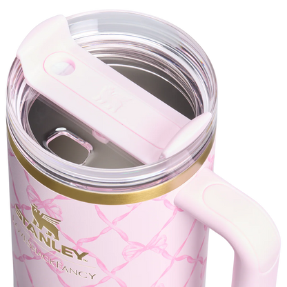 Stanley 1913 x LoveShackFancy | 40oz Holiday Quencher® H2.0 FlowState™ Tumbler