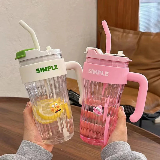 Simple plastic tumbler | quirky | stylish