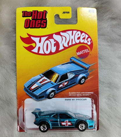 HOT WHEELS THE HOT ONES - SCALE 1:64 2025 BLAZING FAST DIE-CAST METAL RACERS ( random )
