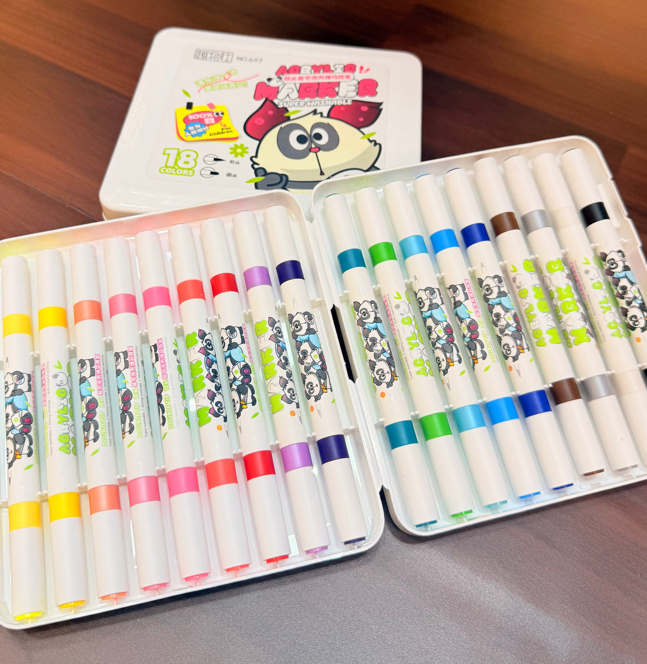 Super washable double sided acrylic markers 18 colours