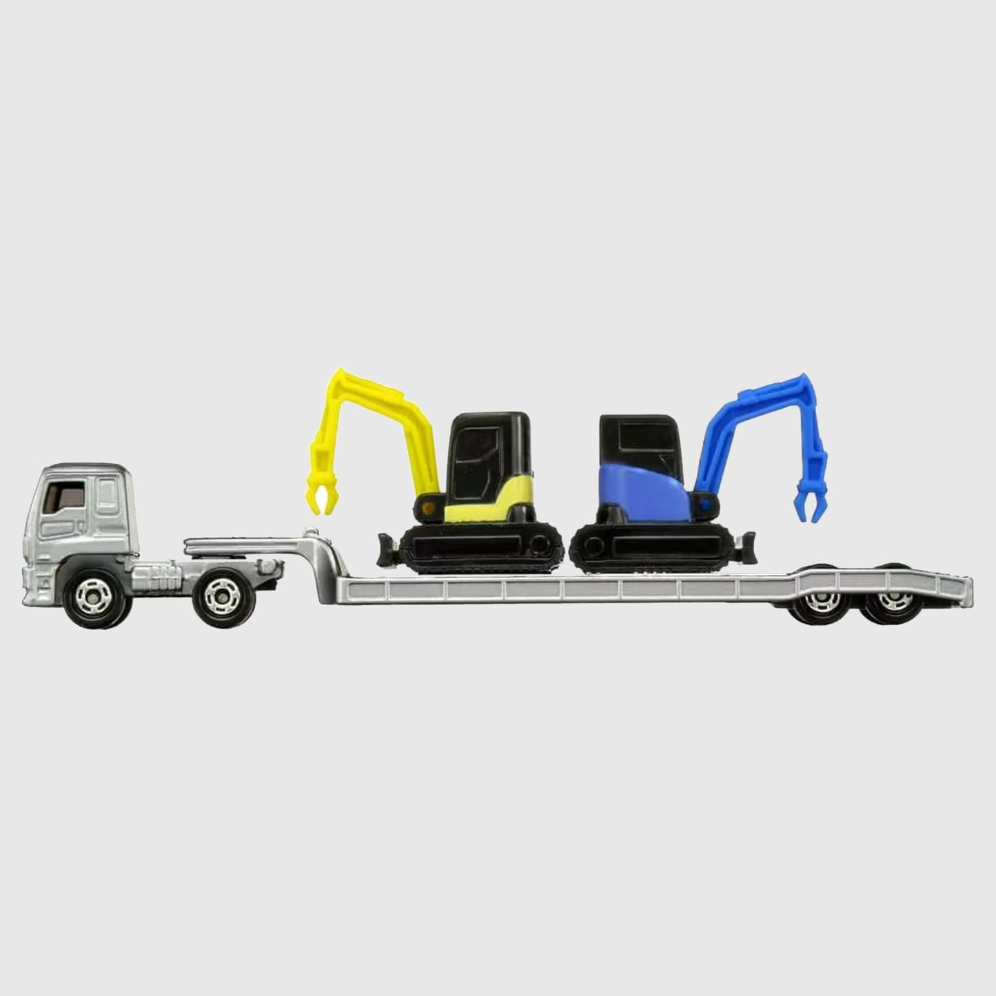 TOMICA(LONG TYPE) No.142 ISUZU GIGA HEAVY CONSTRUCTINO MACHINERY TRANSPORTER